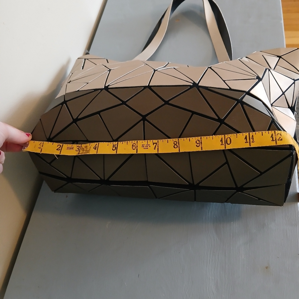 P. Luca Handbag White Gold Vinyl Black Trim Geometric Design Tote Bag Purse - Picture 13 of 17